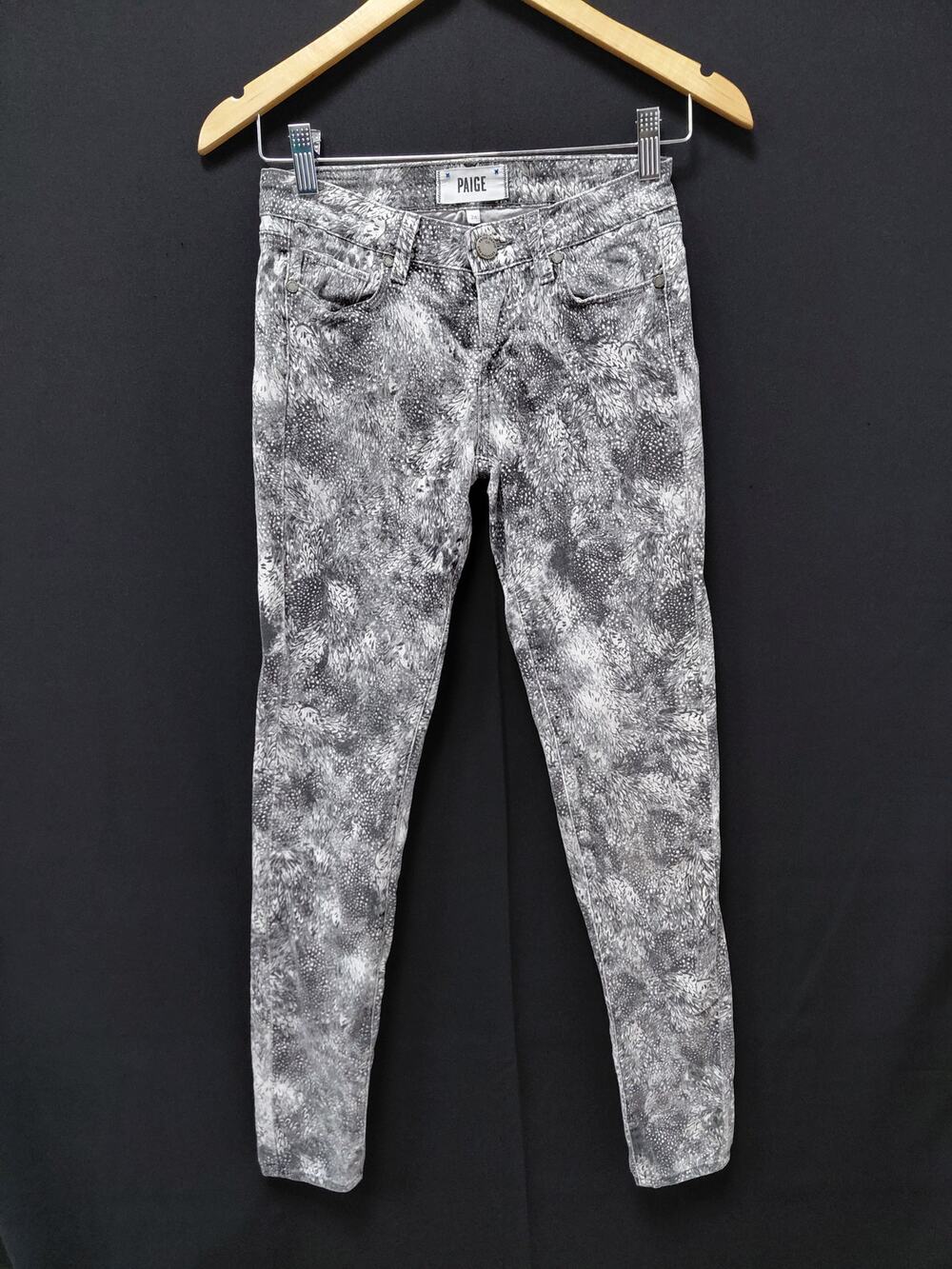 PAIGE Verdugo Ultra Skinny Jeans Black White Graphic Print Denim Size 26